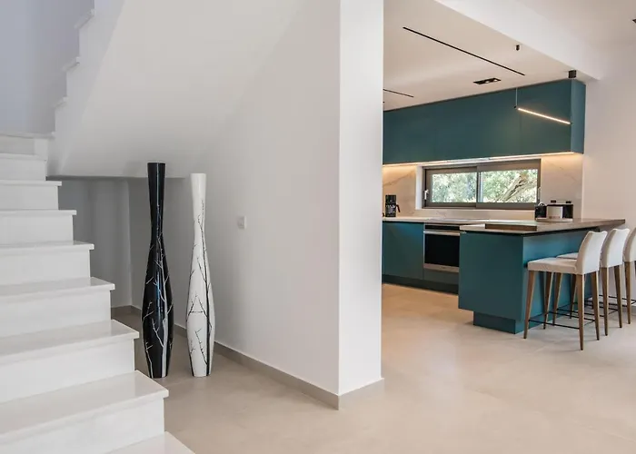 Βίλα Antonia - Luxurious Serenity With Private Pool, By Zantewize *