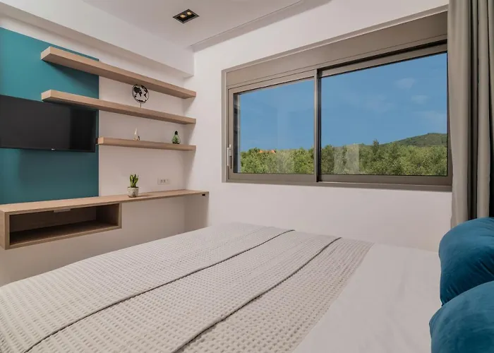 וילה Antonia - Luxurious Serenity With Private Pool, By Zantewize